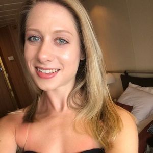 Meet your Posher, Ellen